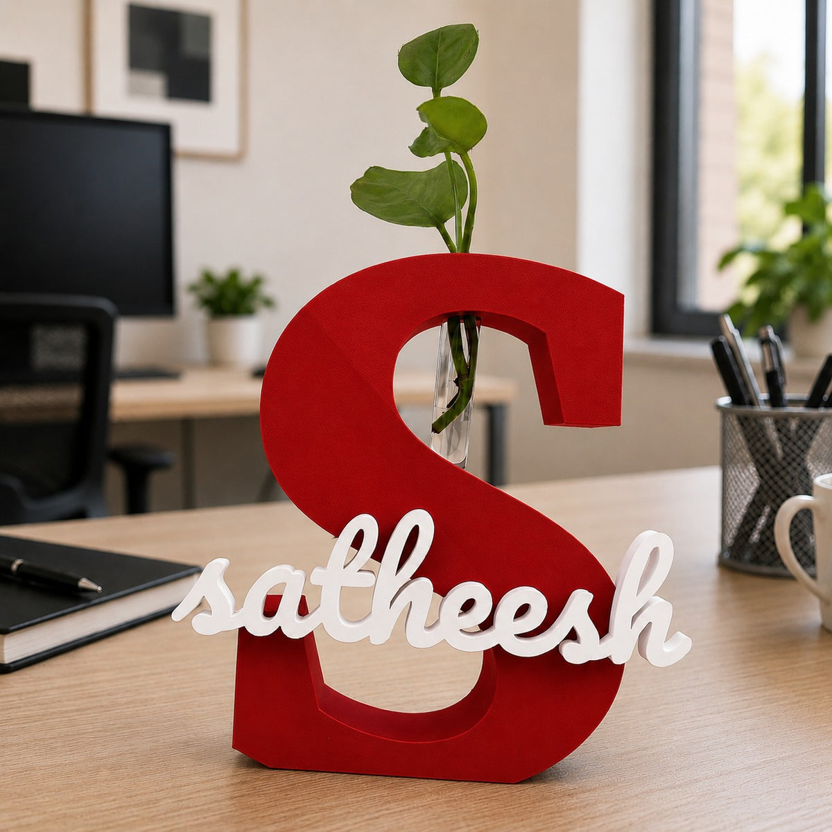 Personalized Initial Letter Vase with Custom Name - Personalized Gift | Home & Office Décor
